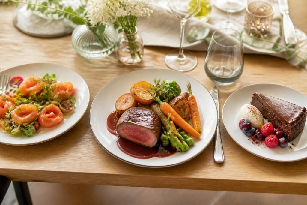 découvrez un menu de fête complet avec des recettes savoureuses d'entrée, plat et dessert pour régaler vos convives lors de vos célébrations.